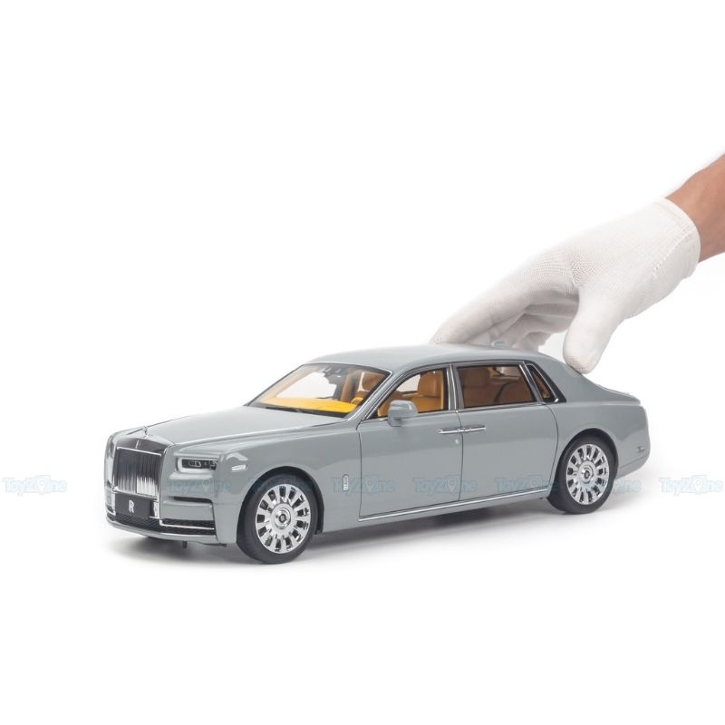 Mô hình xe Rolls Royce Phantom VIII 1:18 Kengfai