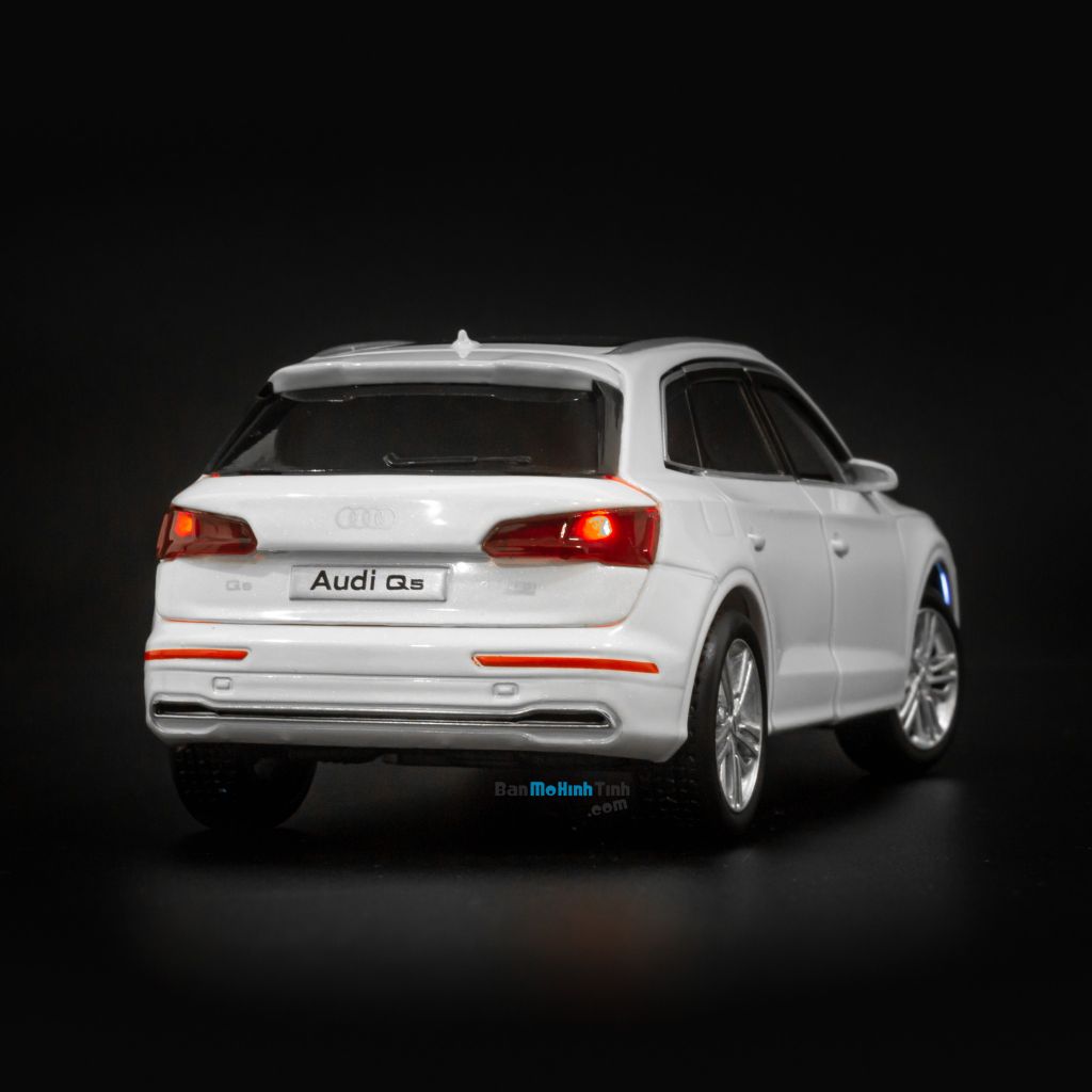 Mô hình xe Audi Q5 1:32 Jackiekim White (7)