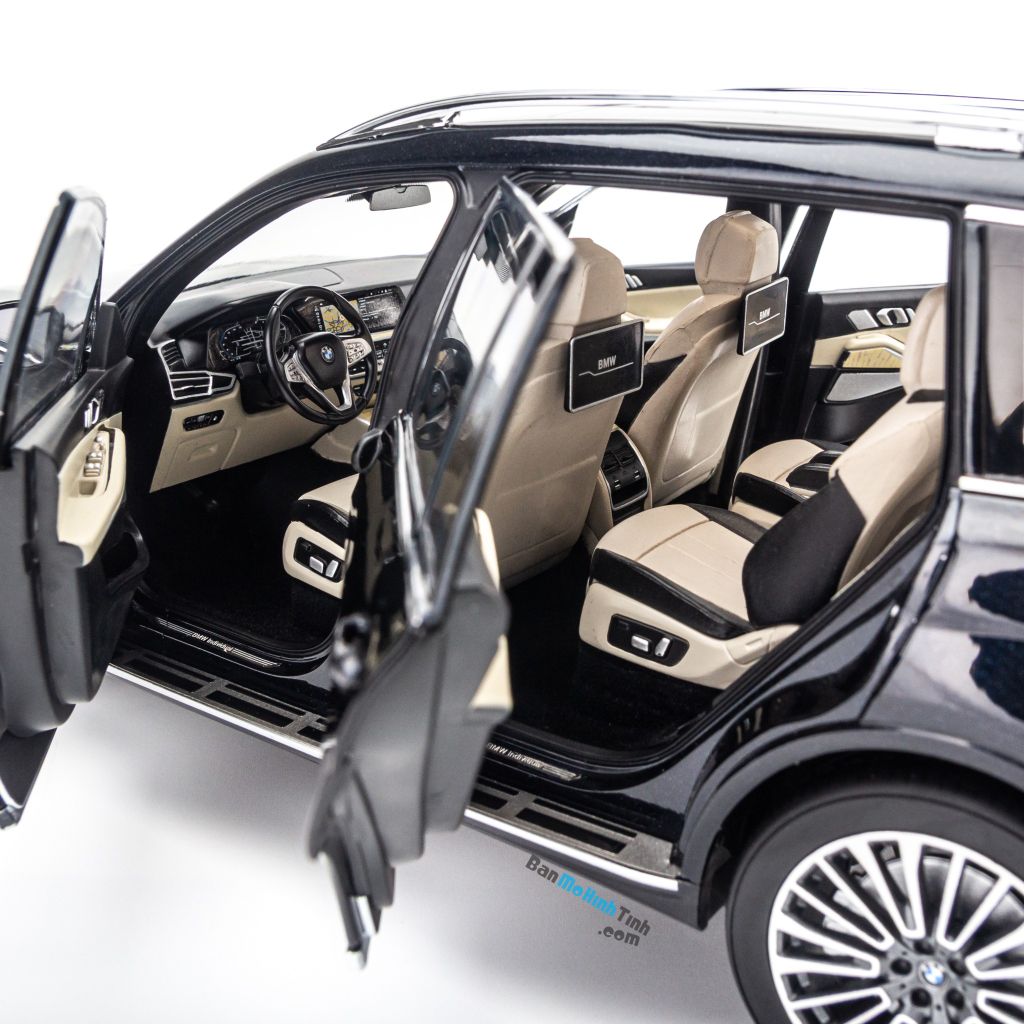 Mô hình xe suv BMW X7 G07 2019 1:18 Kyosho Black (6)