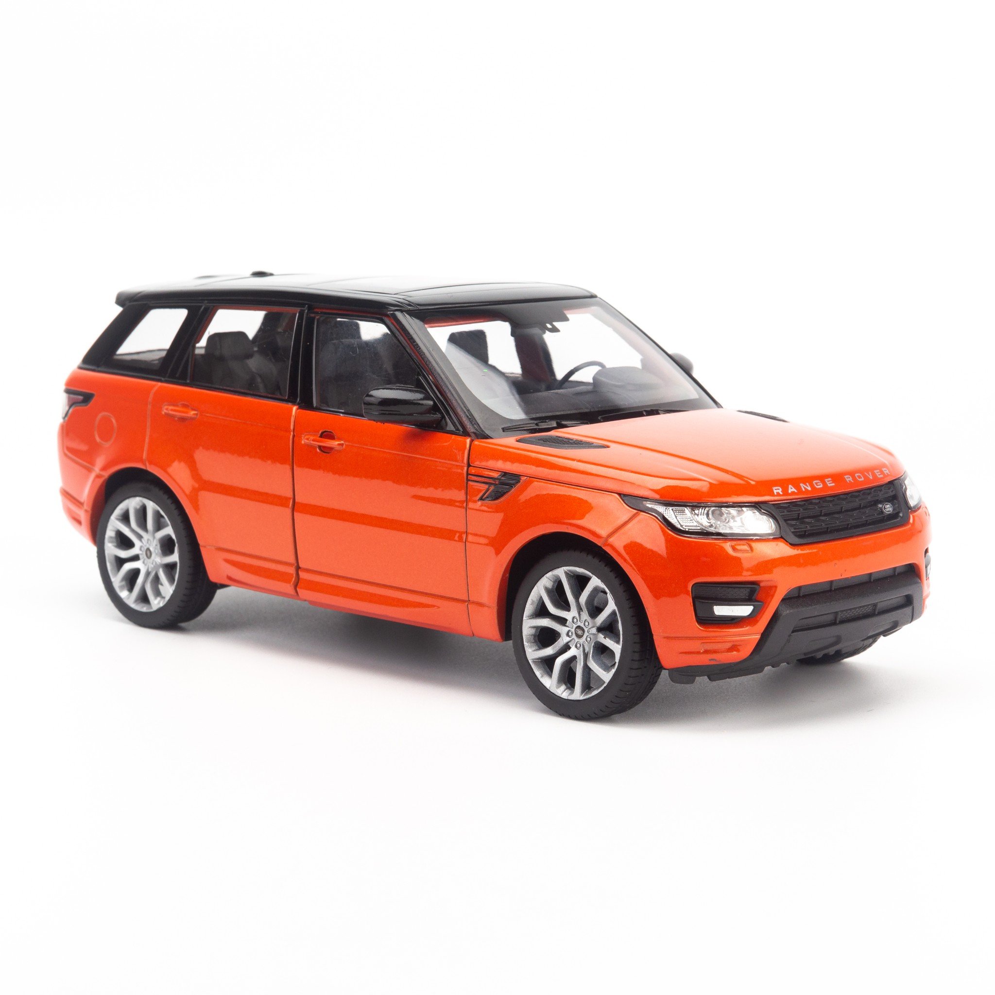 MÔ HÌNH XE CAO CẤP LAND ROVER RANGE ROVER SV AUTOBIOGRAPHY DYNAMIC WHITE  118 LCD MODELS 7879  Cửa Hàng Mô Hình Autono1