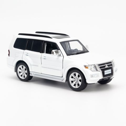 Mô hình xe Mitsubishi Pajero V97 1:32 Jackiekim