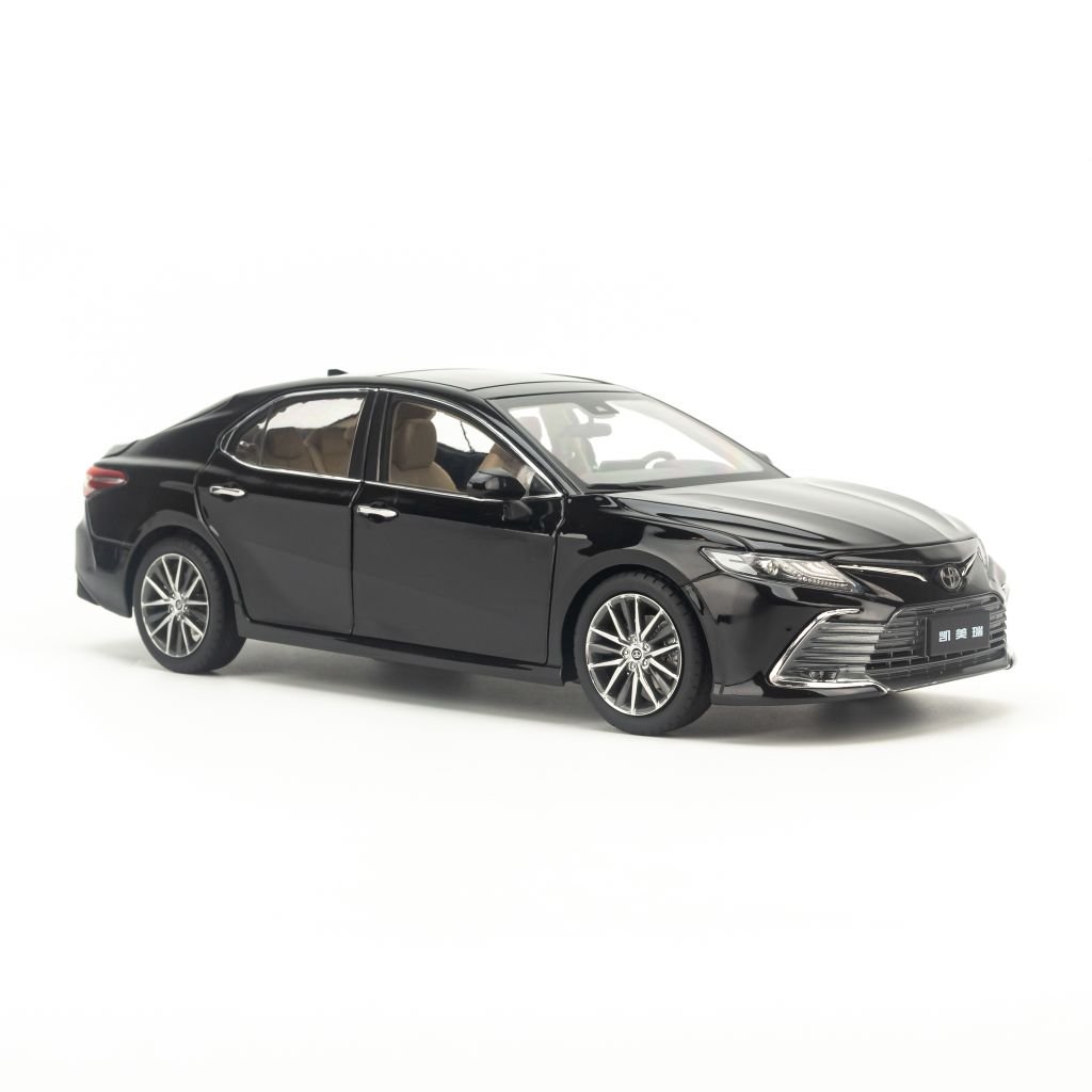 Mô hình xe Toyota Camry 2021 1:18 Paudi