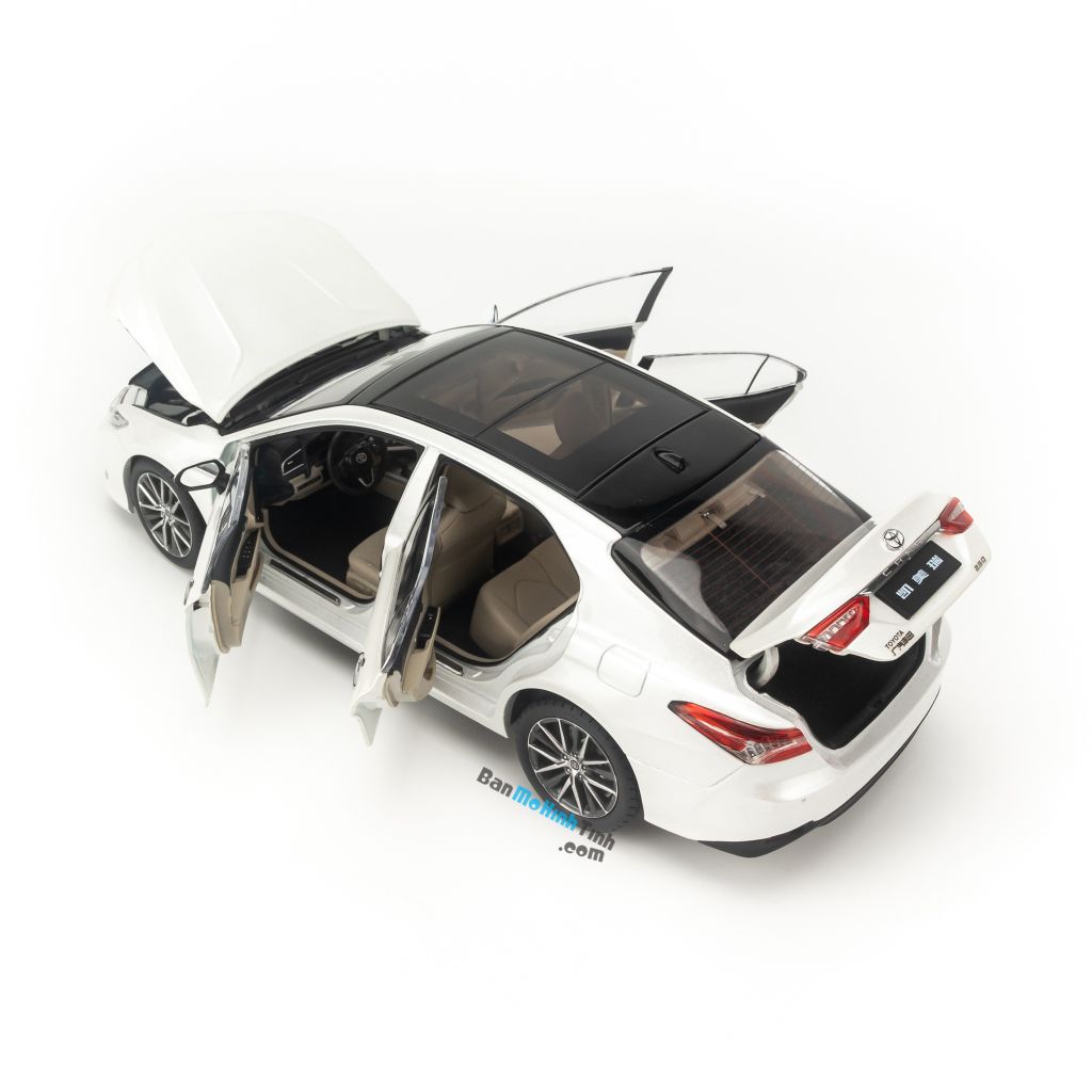  Mô hình xe Toyota Camry 2021 1:18 Paudi 