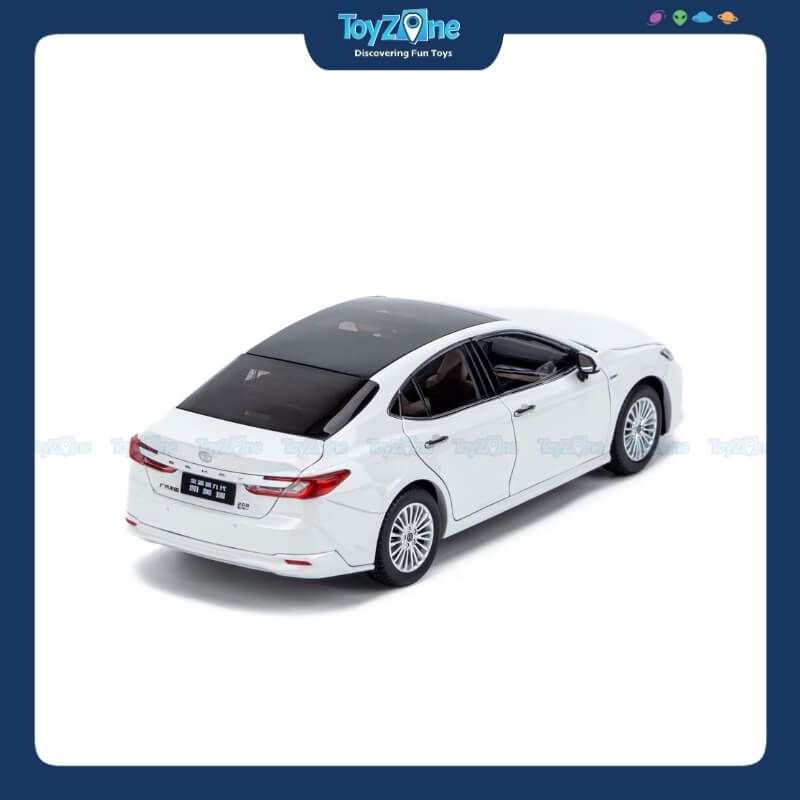 Mô hình xe Toyota Camry 2024 1:18 Paudi