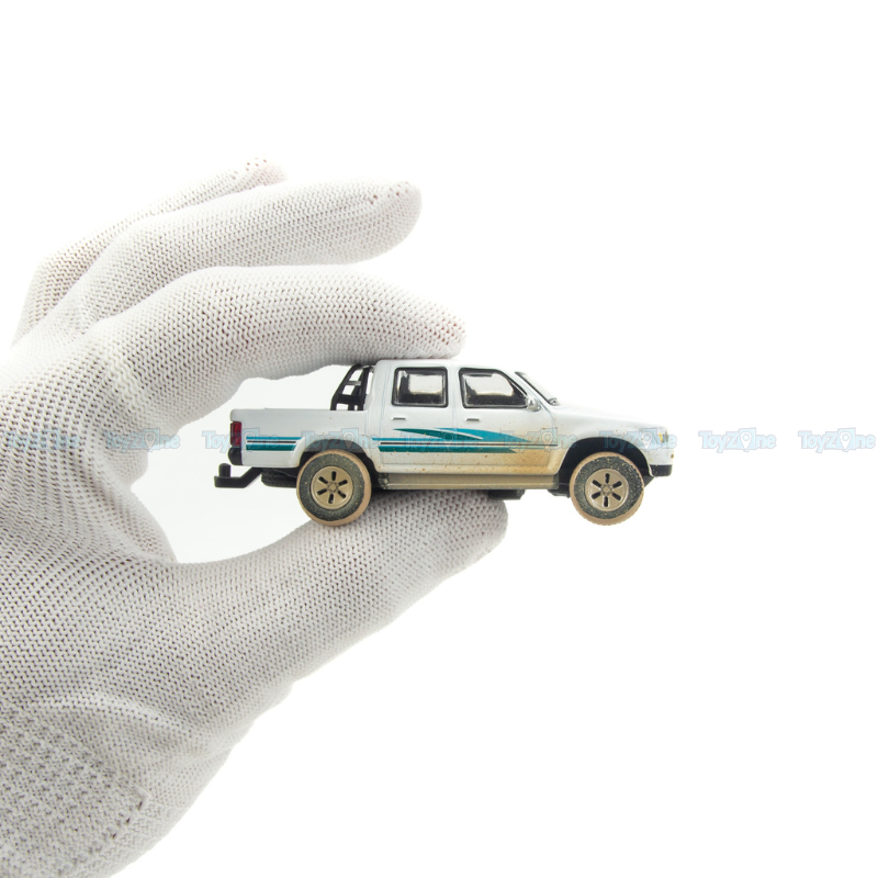  Mô hình xe Toyota Hilux Off Road 1993 1:64 JKM 