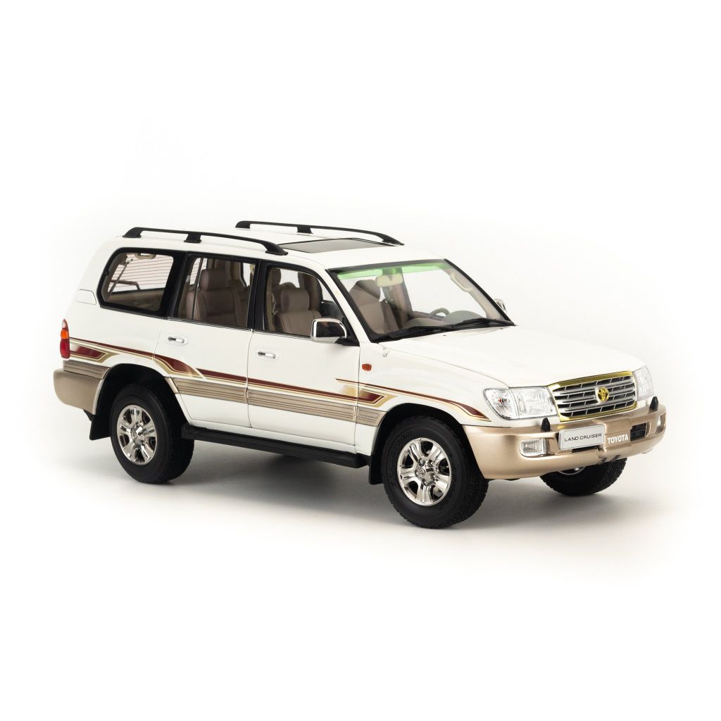 Mô hình xe Toyota Land Cruiser LC100 1:18 FAW