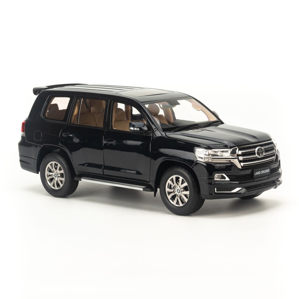 Mô hình xe Toyota Land Cruiser LC200 1:18 Kengfai