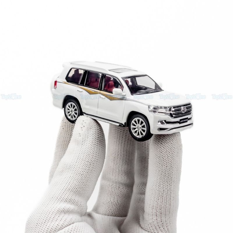 Mô hình xe Toyota Land Cruiser LC200 Spare Tire 1:64 JKM