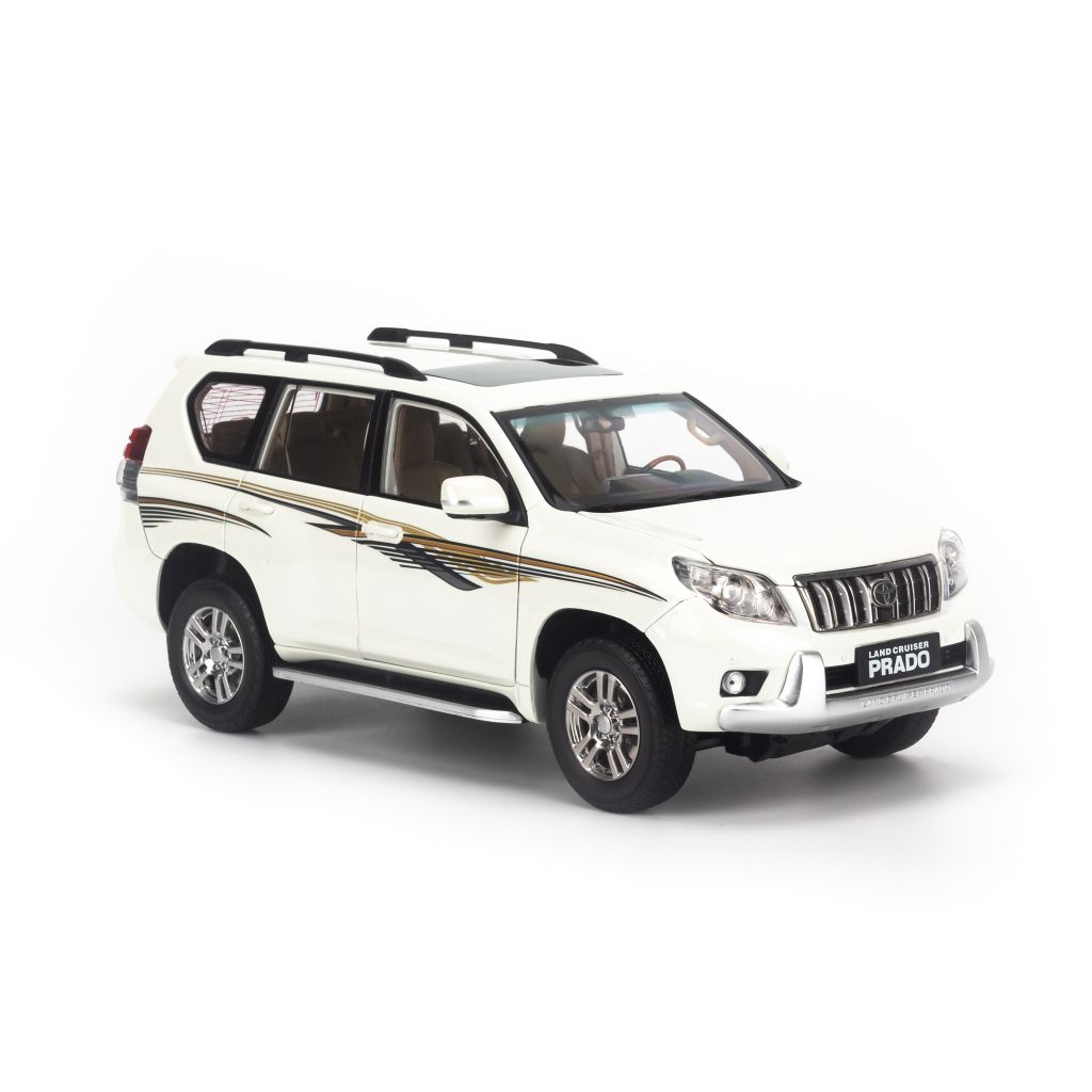  Mô hình xe Toyota Land Cruiser Prado 1:18 Paudi 