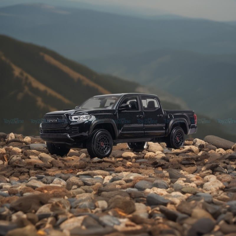 Mô hình xe Toyota Tacoma TRD Pro 2023 1:27 Maisto