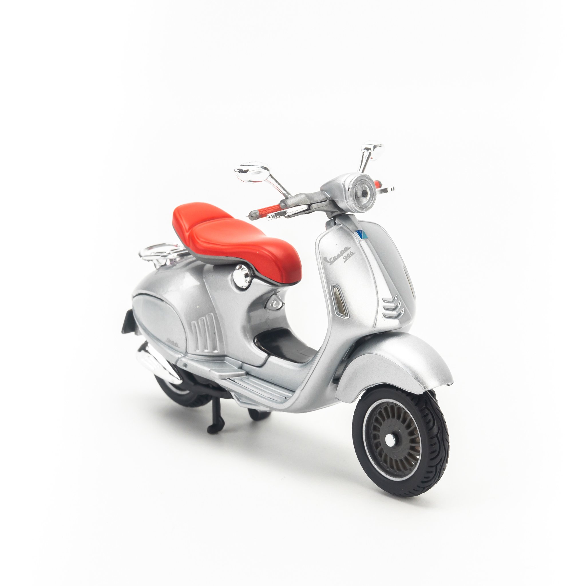 Mô hình xe độ Vespa 946 Dior Autono1 D228  Cửa Hàng Mô Hình Autono1vn