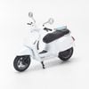 Mô hình xe Vespa GTS 125cc 2017 1:18 Welly White (1)