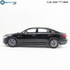 Mô hình xe Volkswagen Passat 2019 Black 1:18 Dealer