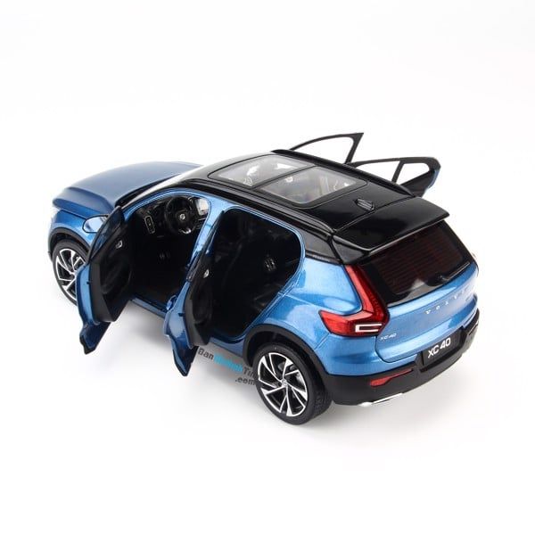 Mô hình xe Volvo XC40 1:18 Dealer Blue (6)