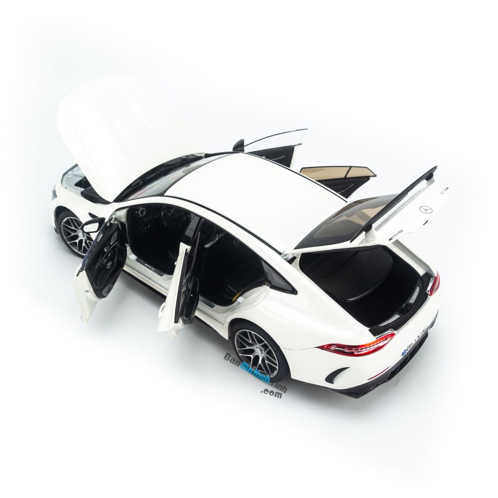 Mô hình xe Mercedes-Benz AMG GT63S 4Matic 2021 1:18 Norev