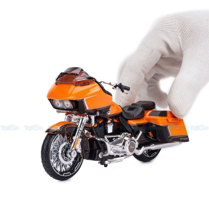  Mô hình xe mô tô Harley-Davidson CVO Road Glide 2022 1:18 MAISTO 