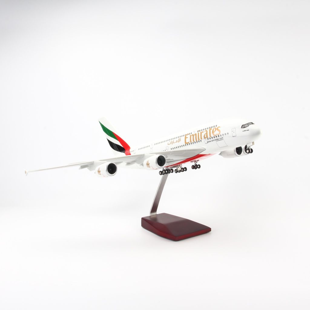 Mô hình Máy bay lắp ghép Emirates Airbus A380 Có đèn Led 47cm JOLAVN   YouTube