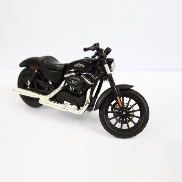  Mô hình xe mô tô  Harley - Davidson Sportster Iron 883 Black 1:18 Maisto 