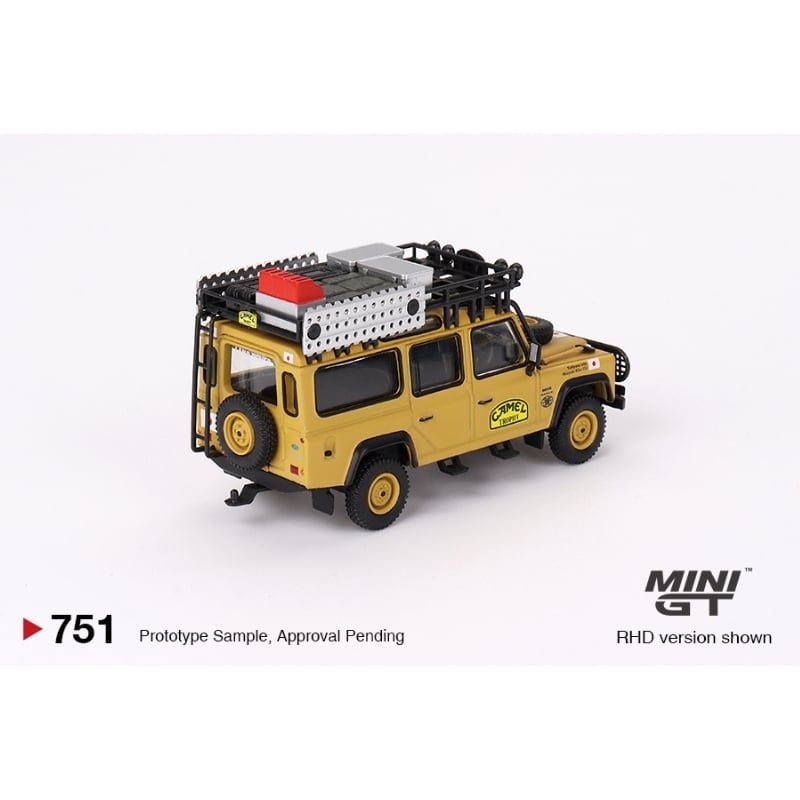 Mô hình xe Land Rover Defender 110 1989 Camel Trophy Amazon 1:64 MiniGT