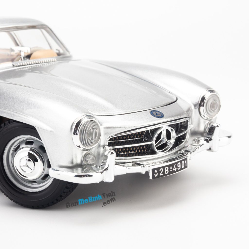 Mô hình xe Mercedes-Benz 300SL 1954 1:18 Bburago Silver (6)