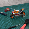  Mô hình xe mô tô Honda Repsol Red Bull Factory Racing MotoGP 1:18 Maisto 