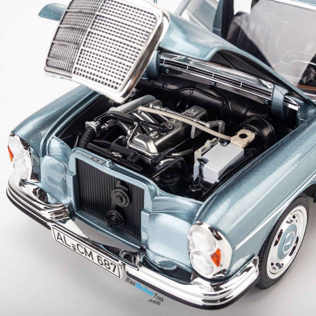 Mô hình xe cổ Mercedes-Benz 280SE 1968 1:18 Norev Light Blue Metallic (5)