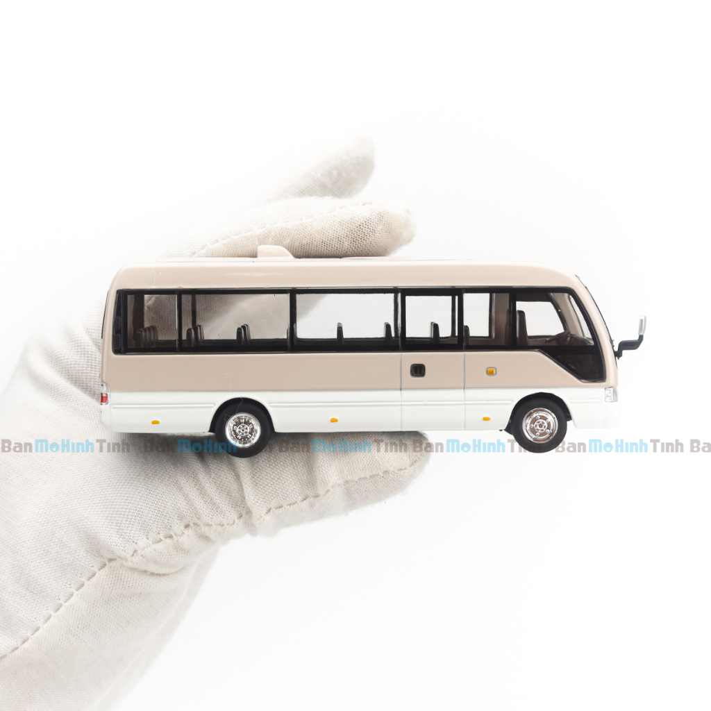  Mô hình xe bus Toyota Coaster Gen 3 1:64 Xcartoys 