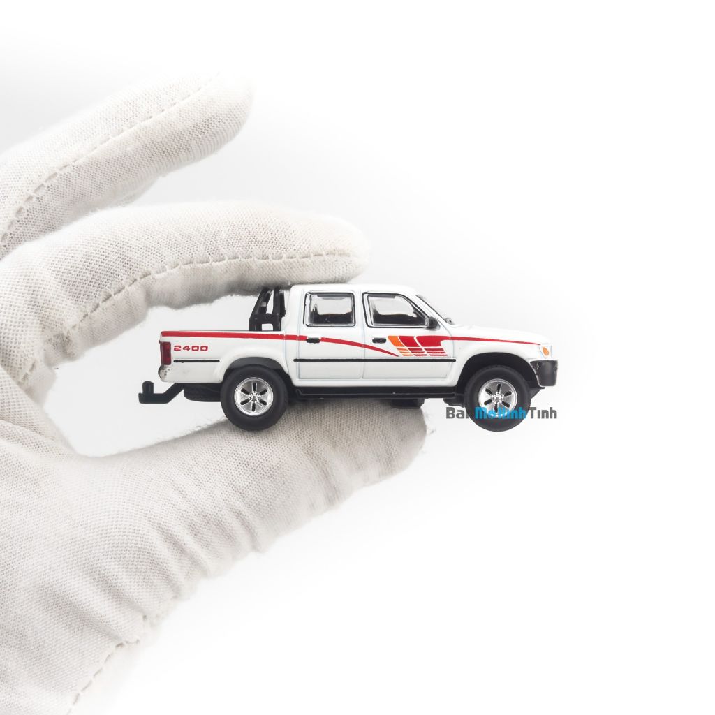 Mô hình xe bán tải Toyota Hilux 1997 1:64 JKM