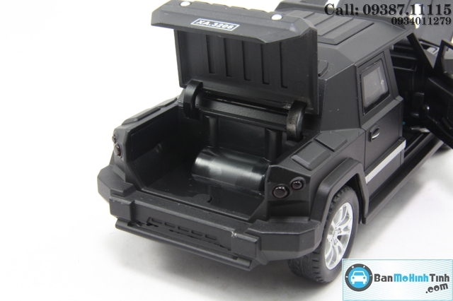 Mô hình xe ô tô XE-KOMBAT PROMBRON BLACK