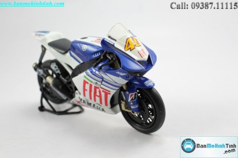  Mô hình mô tô Yamaha YZR M1 Fiat 2013 No.46 1:12 Newray 