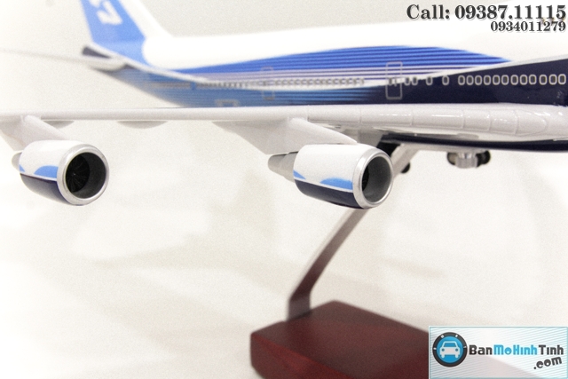 MAY BAY BAY CO DEN LED B747 ORIGINAL MO HINH MAY BAY BAY CO DEN LED B747 ORIGINAL
