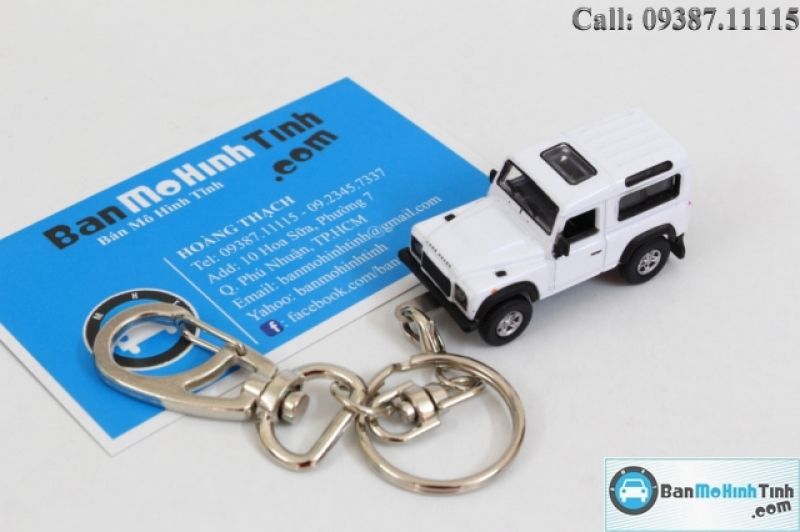 Móc khoá Mô Hình Xe Land Rover Defender 1:87 Welly