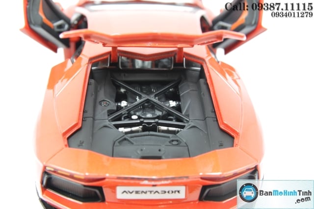 MÔ HINH XE LAMBOGHINI AVENTADOR LP 700