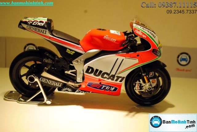  Mô hình xe mô tô  Ducati GP 1:18 Maisto 