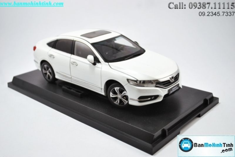  Mô hình xe Honda Spirior White 1:18 Paudi 