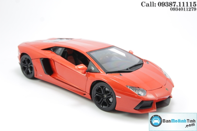 MÔ HINH XE LAMBOGHINI AVENTADOR LP 700