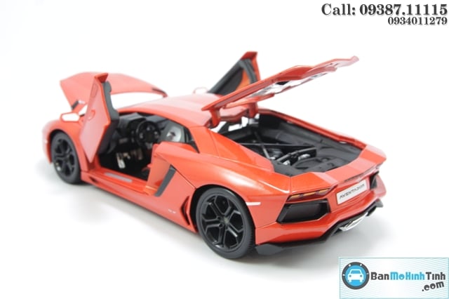 MÔ HINH XE LAMBOGHINI AVENTADOR LP 700