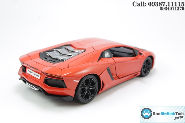 MÔ HINH XE LAMBOGHINI AVENTADOR LP 700