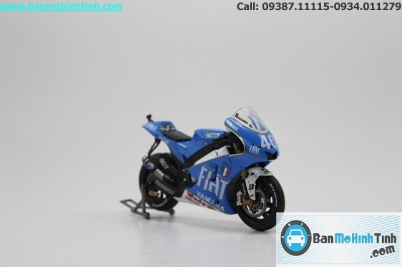  Mô hình xe mô tô Yamaha YZF M1 Catalunya 2008 1:18 Leo 