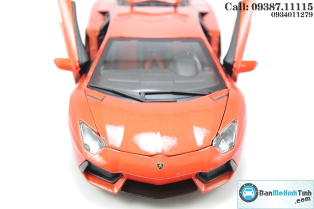 MÔ HINH XE LAMBOGHINI AVENTADOR LP 700