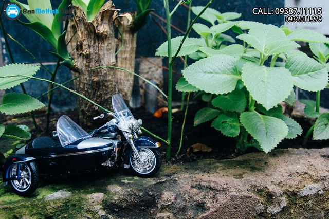 Mô hình xe mô tô MÔ TÔ ROAD KING CLASSIC 2001