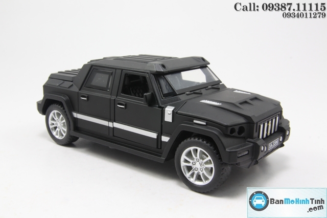 Mô hình xe ô tô XE-KOMBAT PROMBRON BLACK