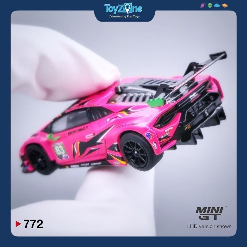 Mô hình xe Lamborghini Huracán GT3 EVO2 2023 IMSA Daytona 24 Hrs 1:64 MiniGT