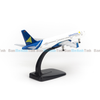 Mô hình máy bay Vietravel Airbus A321 20cm Everfly