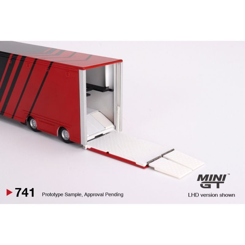 Mô hình xe Mercedes-Benz Actros w/ Racing Transporter 