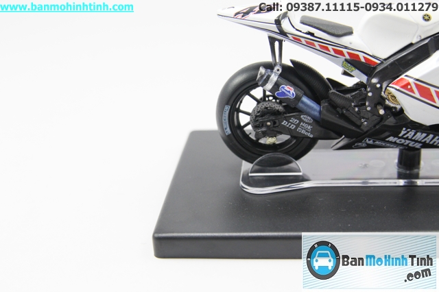 MO HINH MOTO YAMAHA YZR M1 VALENCIA 2005
