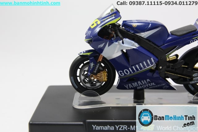 YAMAHA YZR M1 WORLD CHAMPION 2005 MO HINH MOTO YAMAHA YZR M1 WORLD CHAMPION 2005