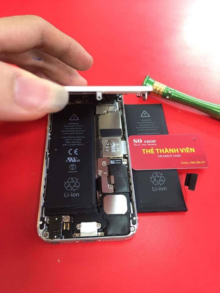 Thay pin iphone 6s chính hãng giá rẻ tphcm
