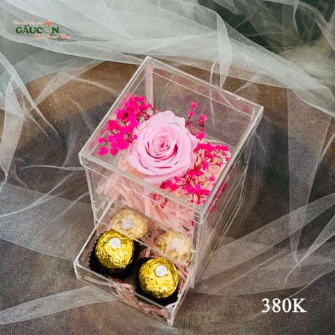 Hộp 1 bông hồng vĩnh cữu hồng pastel + 3 viên kẹo