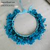 Vòng hoa đội đầu màu xanh